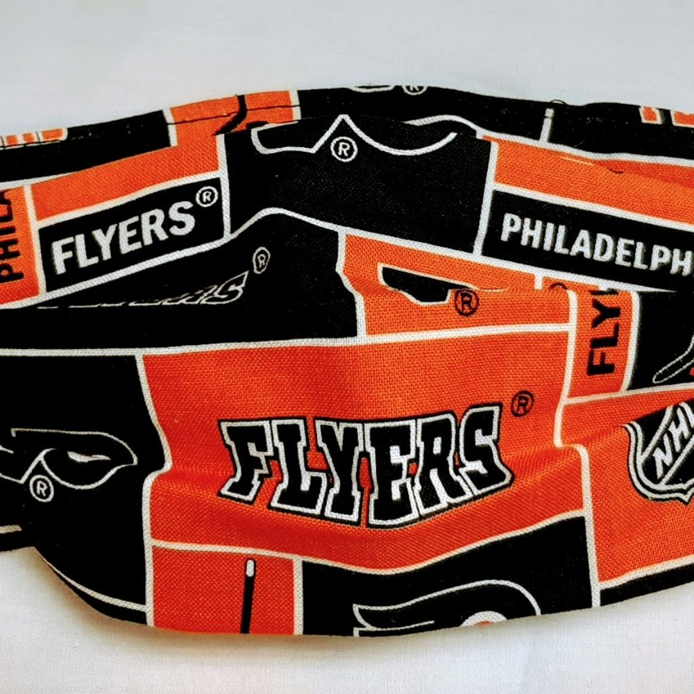 Flyers and Gritty face mask set